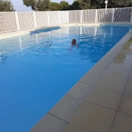 Bed & Breakfast Coeurs De Pirates: Exotic Provencal Retreat
